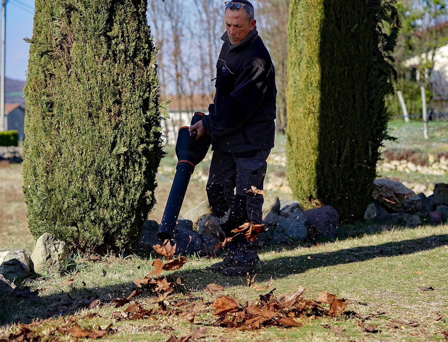 WORX 20V Cordless Turbine Blower WG547E, PowerShare, 2-Speed Control, Max. 600m³/h Air Volume, 1 Battery Included