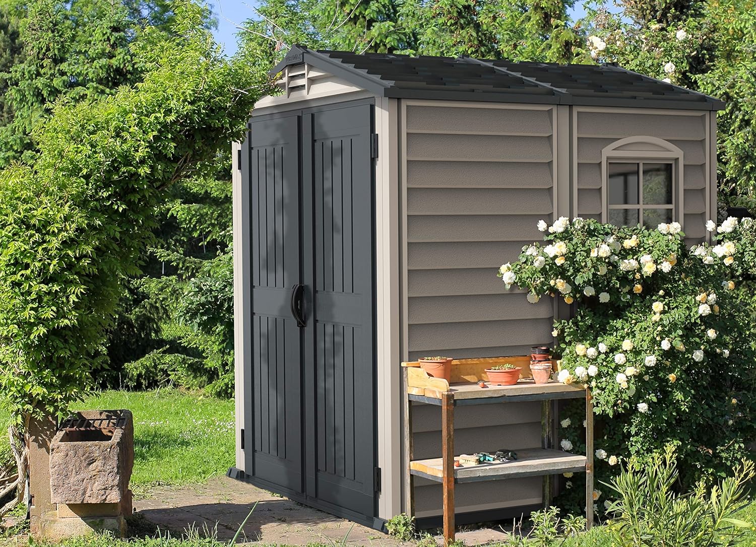 Duramax StoreMate 6 x 6 PLUS Plastic Garden Shed with Plastic Floor Fixed Window - Anthracite Adobe - 15 Years Warranty Cedargrain Durabox 270 Litre/ 71 Gallon plastic storage box, Outdoor