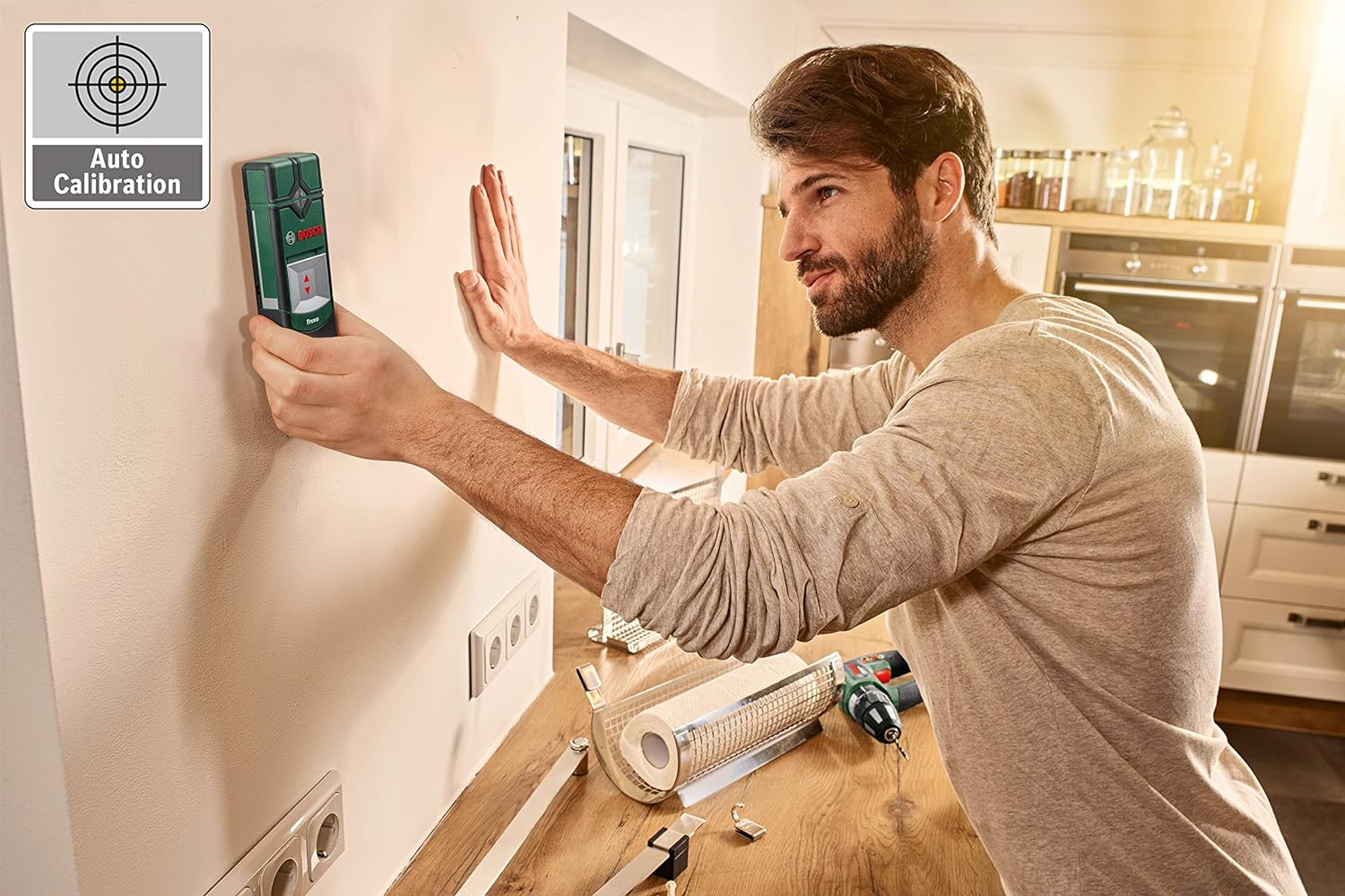Bosch detector Truvo, (easy one-button handling, live cables  metal wall scanner)