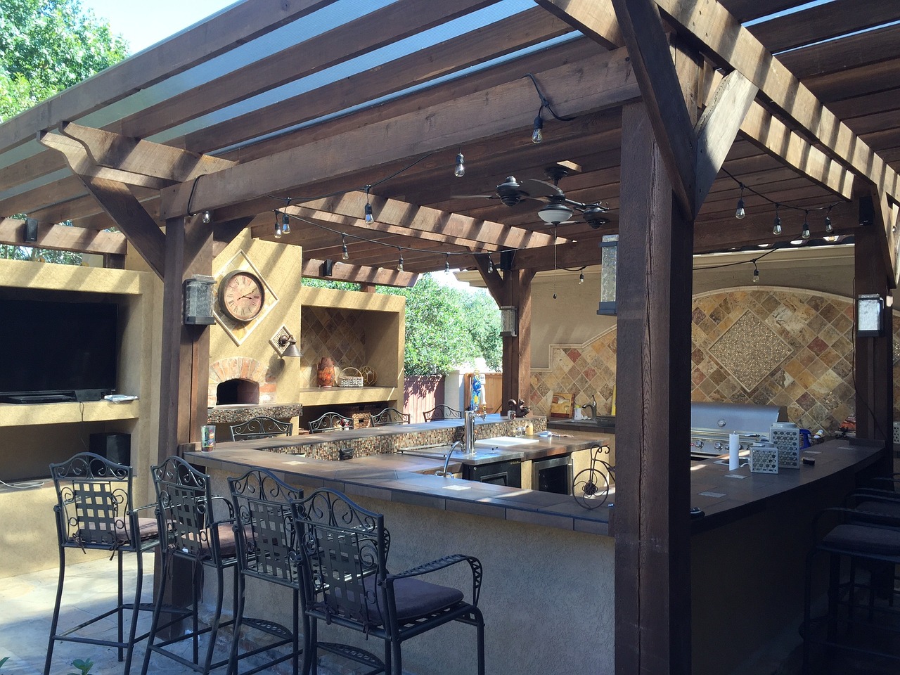 5 Easy Outdoor Kitchen Ideas