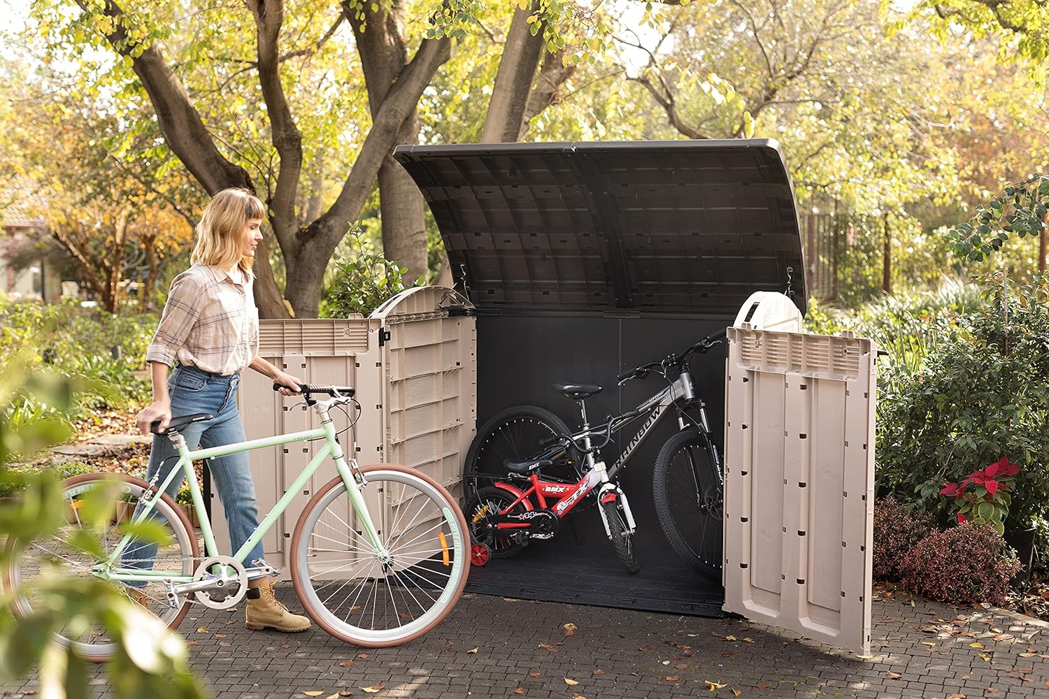 Keter Store It Out Ultra Outdoor Garden Storage Shed, 177 x 113 x 134 cm - Beige and Brown 250001 Store It Out Pro Outdoor Storage Shed, 145.5 x 82 x 123cm Beige/Brown