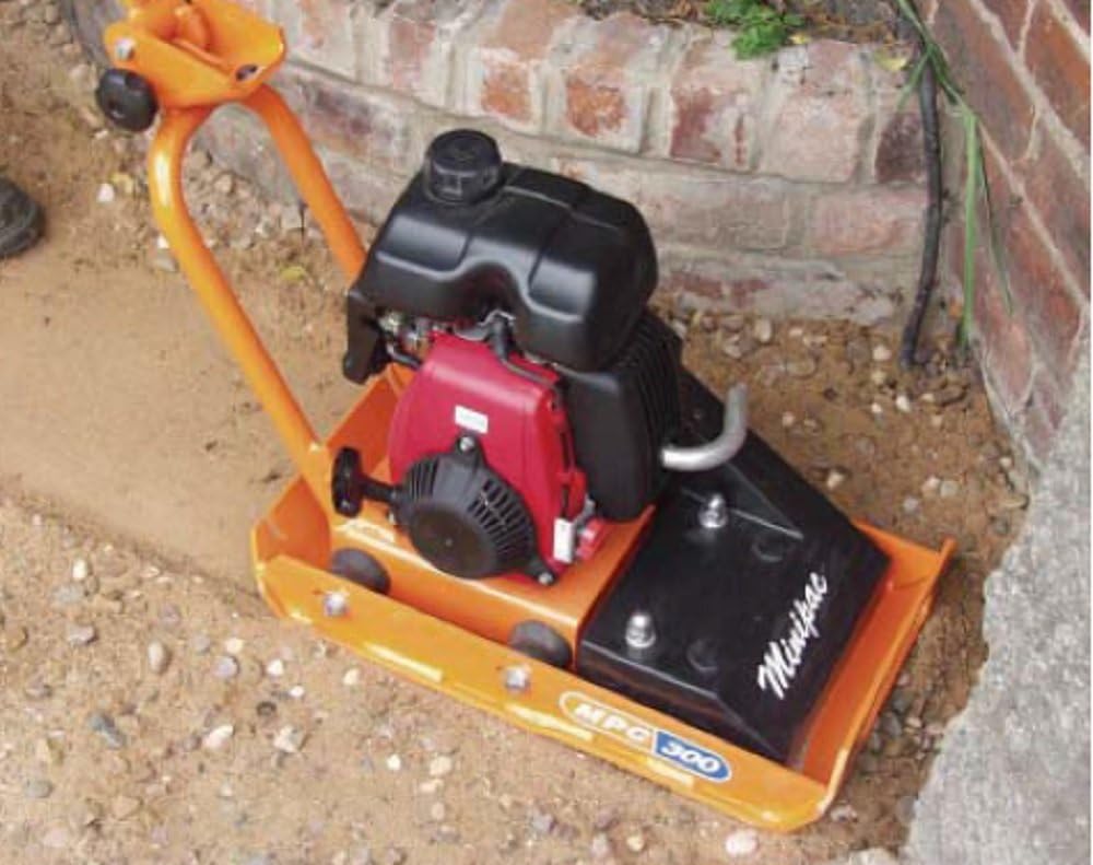 Compactor, Wacker Plate, Belle Minipac 300 (Ideal DIY Lightweight Machine)