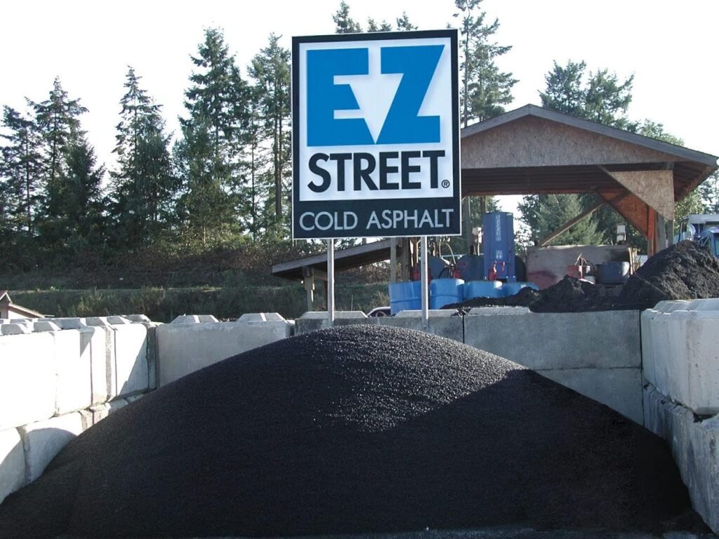 EZ Street Cold Asphalt Pothole Repair 22kg Bag