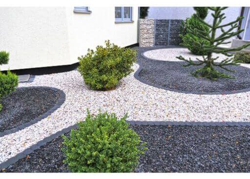 Garden Decorated with Aggregates | Building Material Reviews