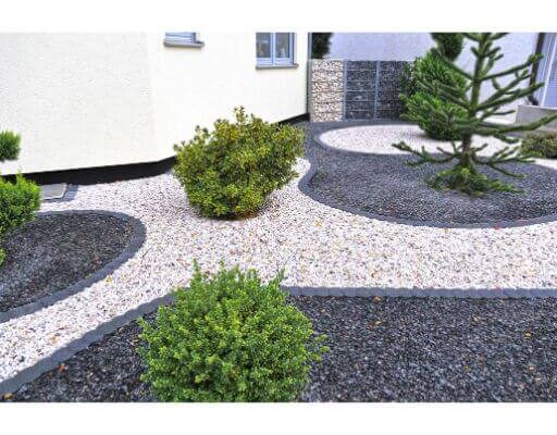 Garden Decorated with Aggregates | Building Material Reviews