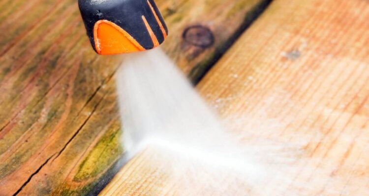 Hose on Decking Boards | Building Material Reviews