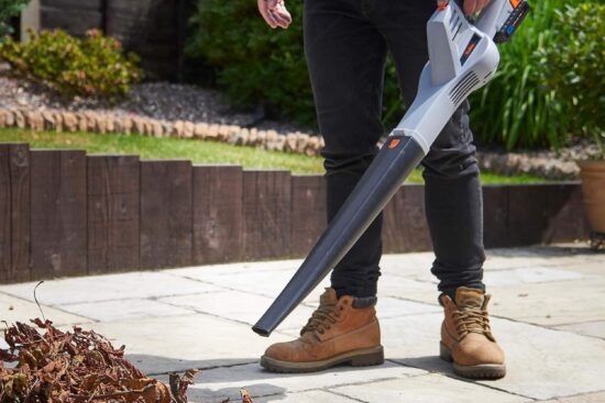 vonhaus cordless leaf blower 20v max battery review