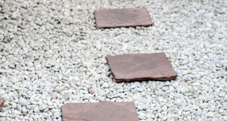 Grey Gravel Path | Building Material Reviews