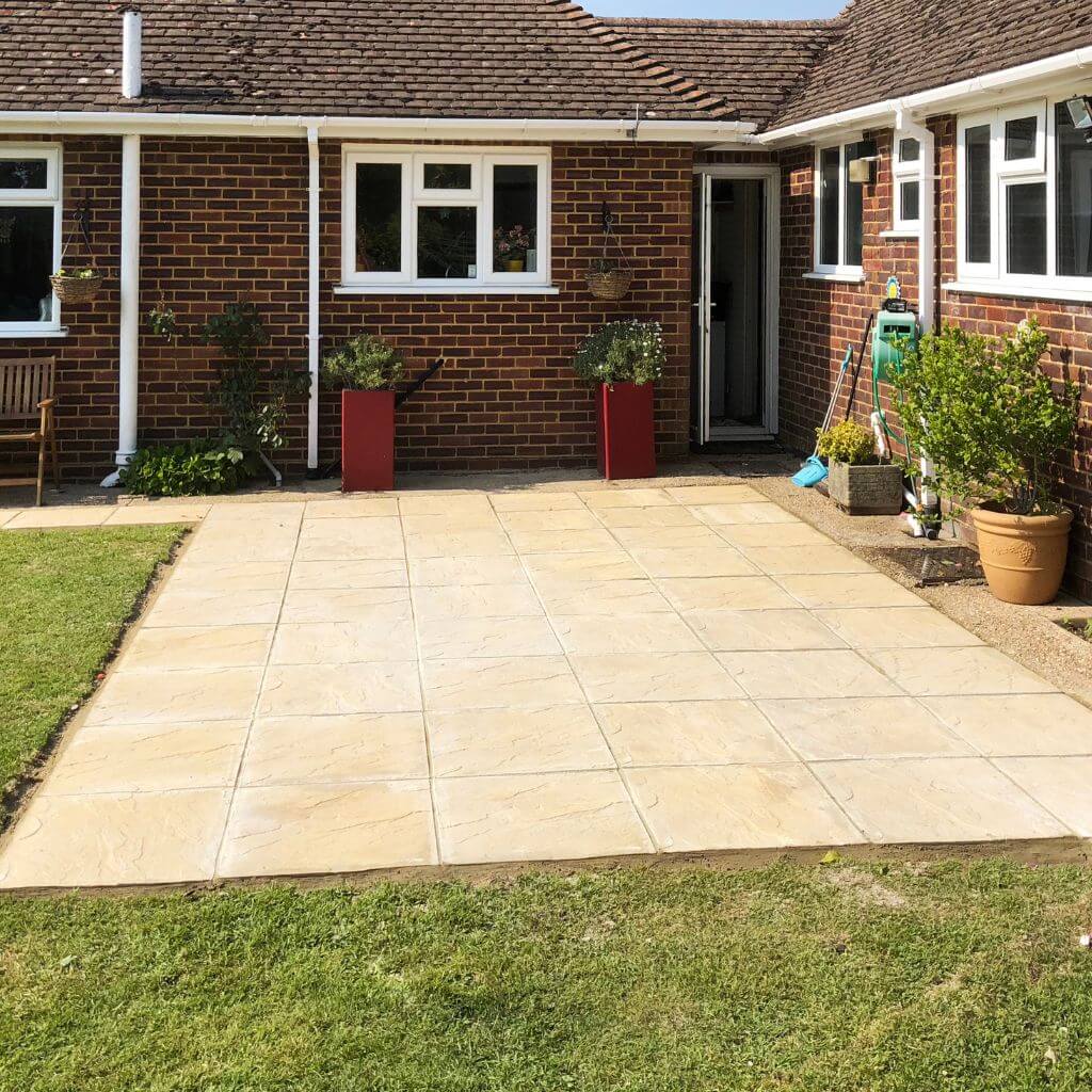 Coloured Paving Slabs | Building Material Reviews