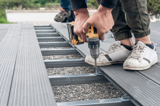 Install Deck with Screws | Building Material Reviews