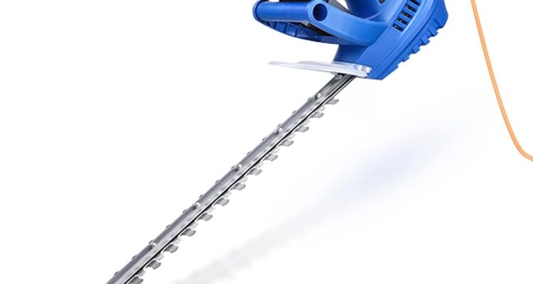 Blue Hyundai Hedge Trimmer | Building Material Reviews